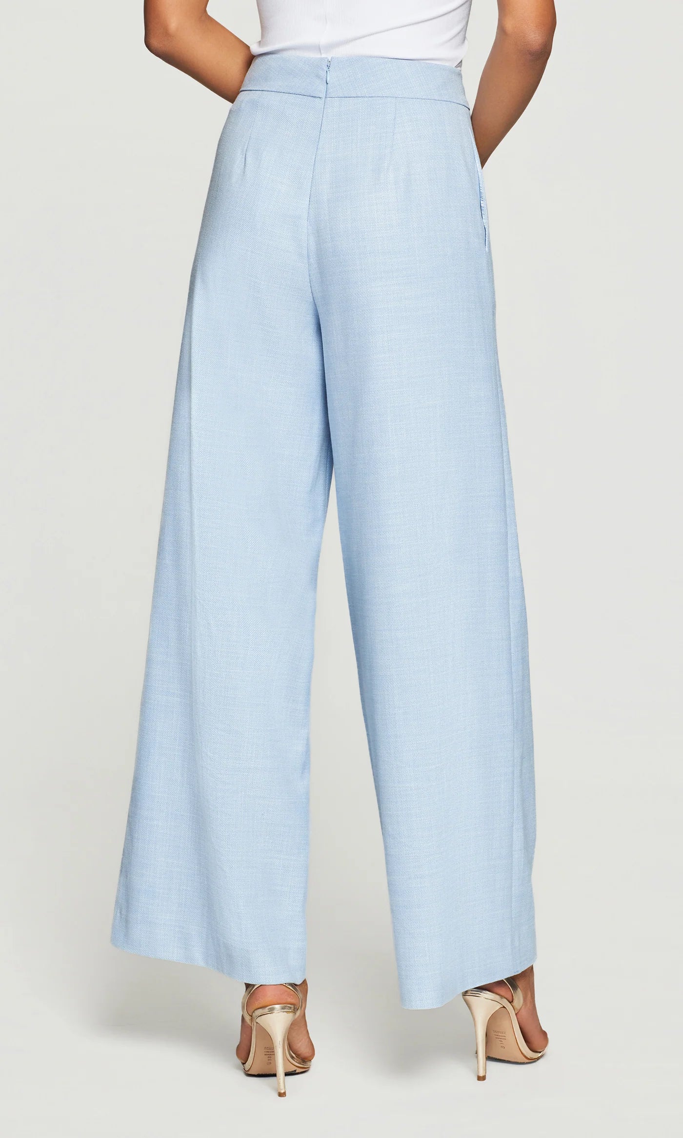 Generation Love | Pantalon de costume en chambray ''Magda'' - Bleu clair
