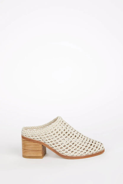 "INTENTIONALLY | Mules "CAPS" - Beige