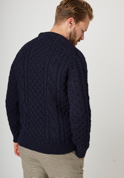 Peregrine | Pull ''Hudson Aran'' en laine britannique - Marine