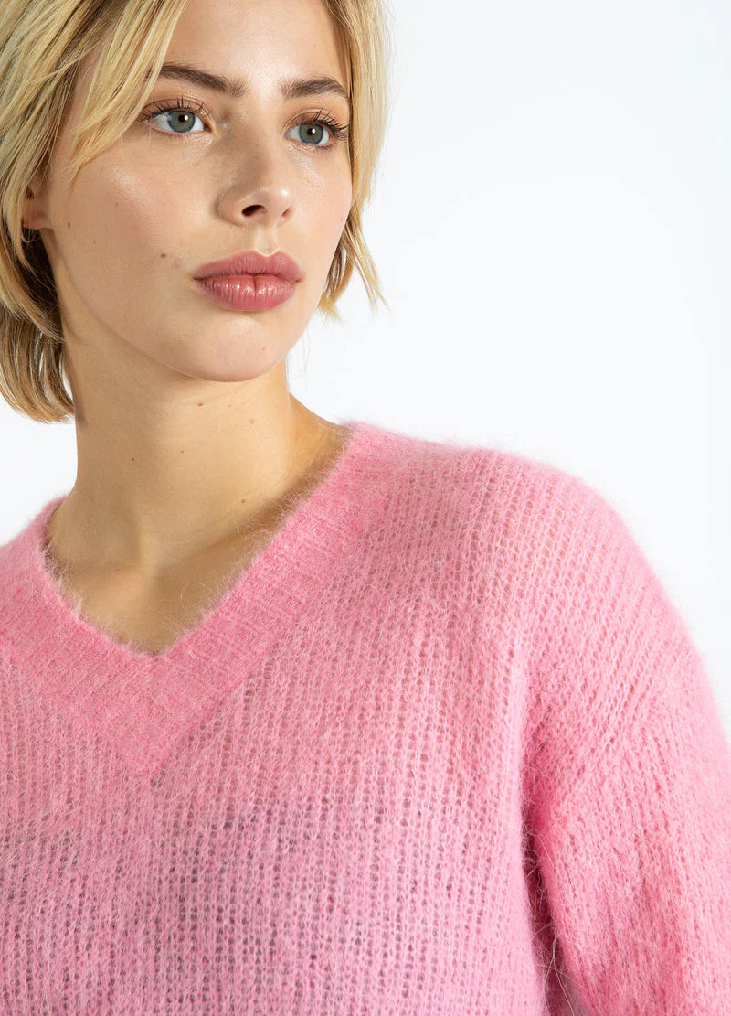 Coster Copenhagen |Pull col en V en Appaga - Rose