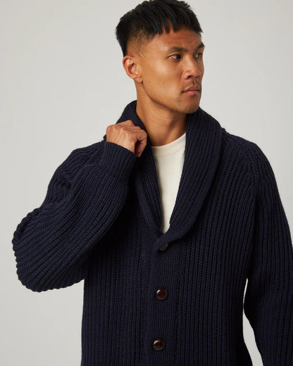 Peregrine | Le cardigan ''Wilkinson'' en laine mérinos - Marine