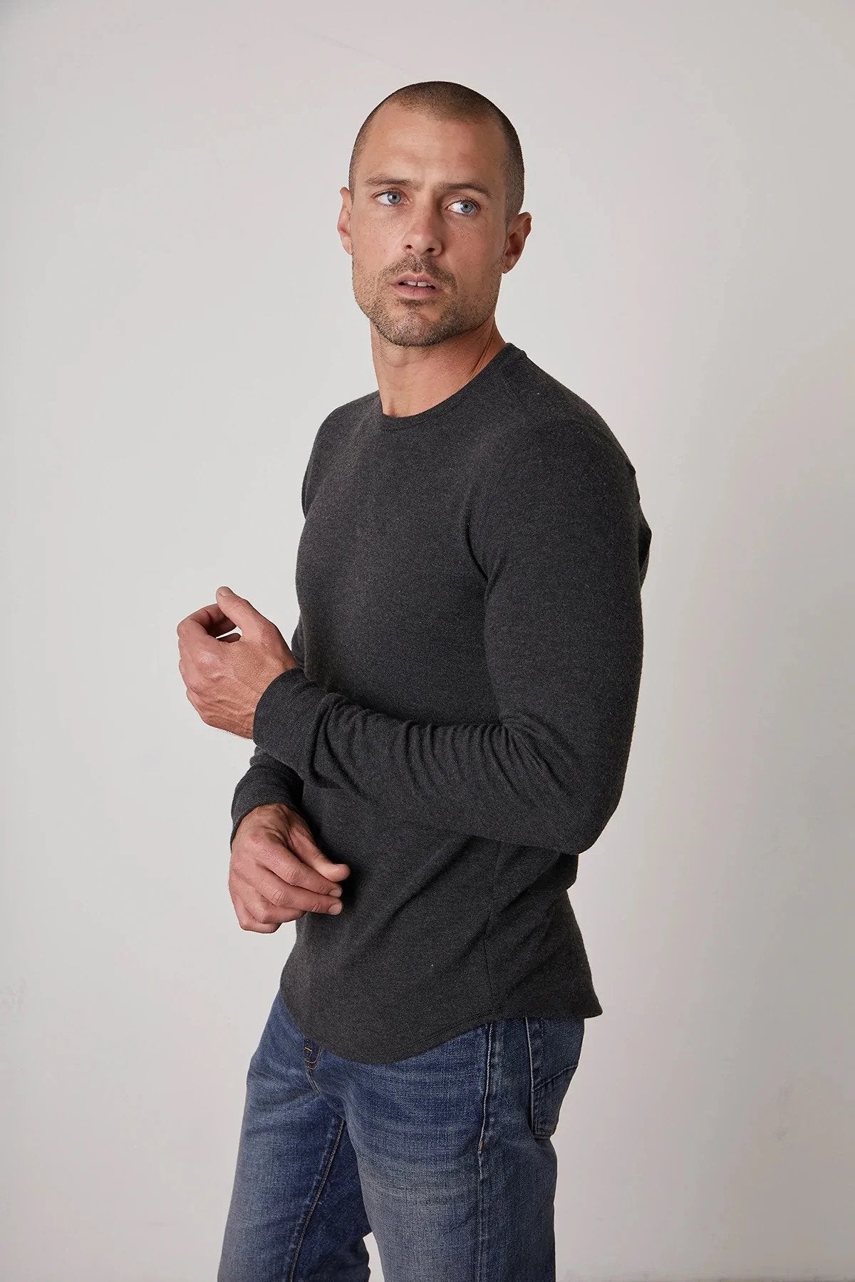 Velvet |  Le pull à col rond ''Becker'' - Anthracite