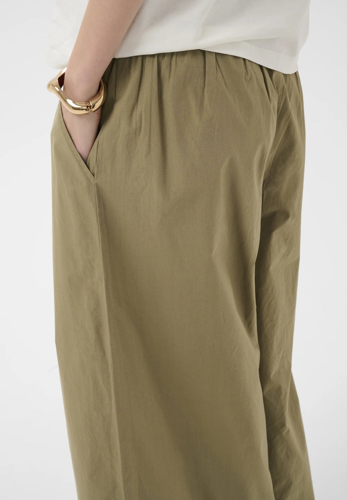 CULTURE | Pantalon taille haute et coupe large ''Jila'' - Vert