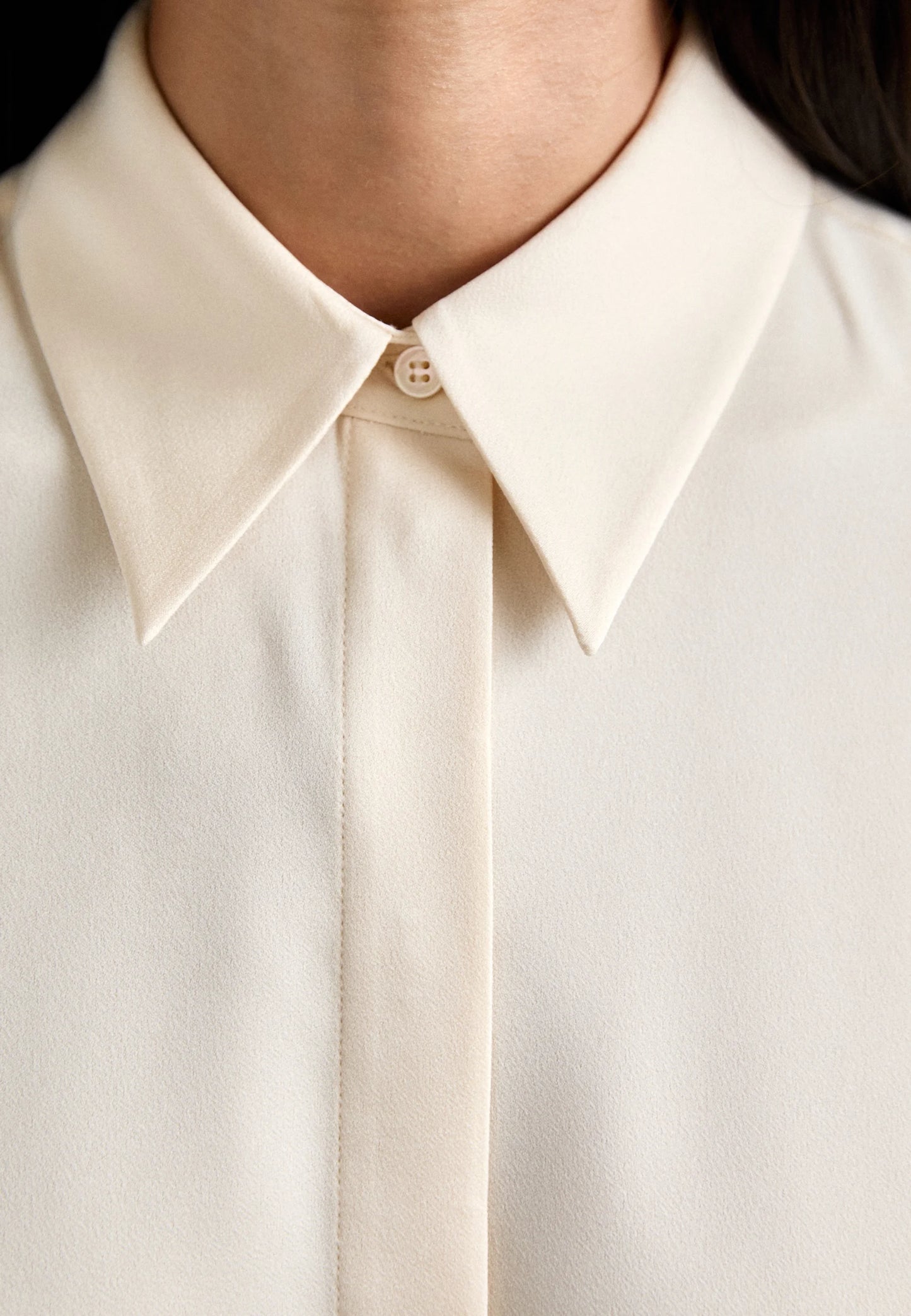 Tiger of Sweden | Chemise ''Celsa'' à col pointu - Guimauve