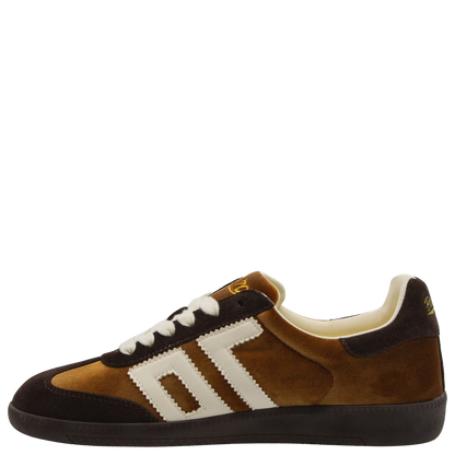 Back 70 | Baskets en velour "Cloud" - Cuir beurré