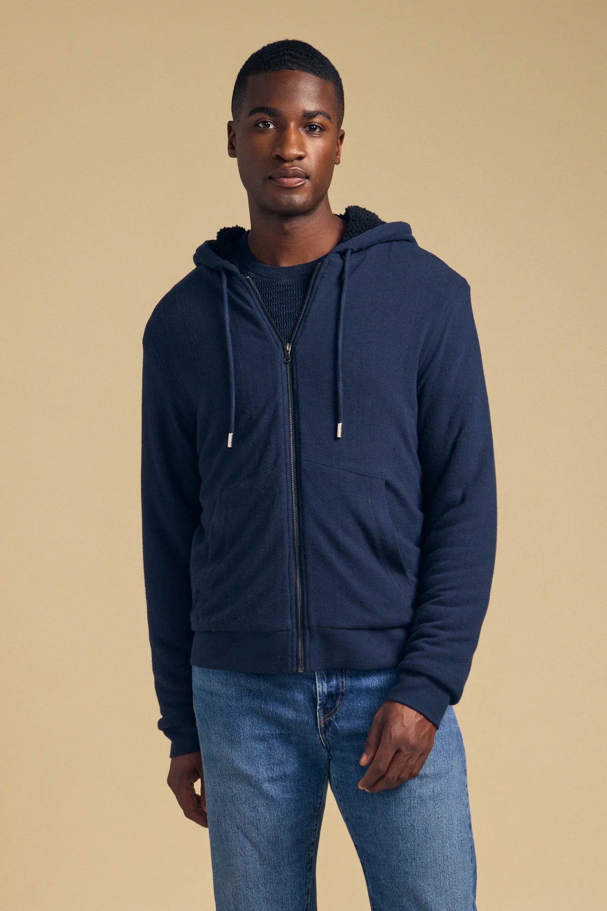 Velvet | Pull à capuche "Carter" - Bleu nuit