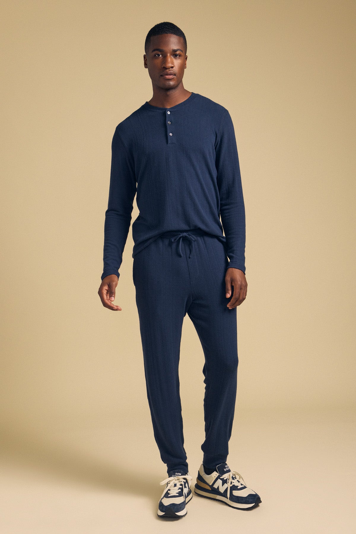 Velvet | T-shirt henley à manches longues "Tyler" - Bleu nuit