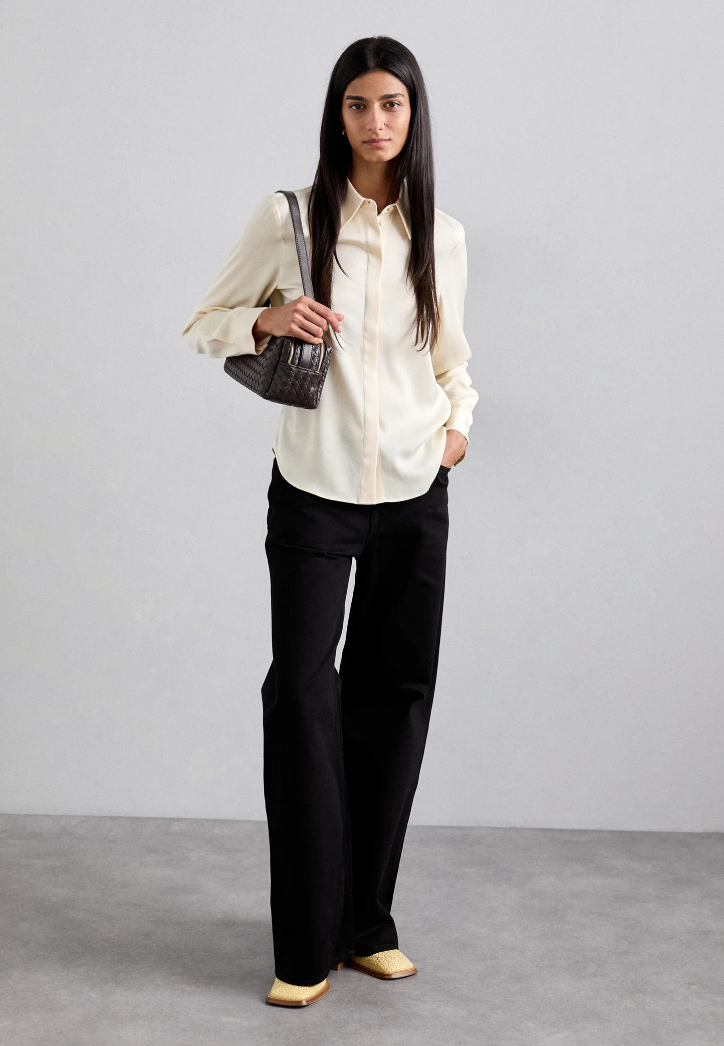 Tiger of Sweden | Chemise ''Celsa'' à col pointu - Guimauve