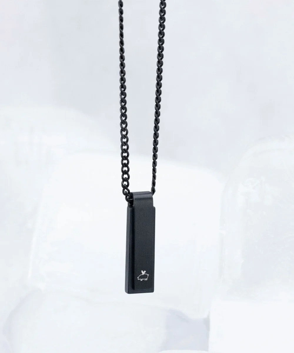 Pig & Hen | Le collier Monolithe - Agate noire / Noir