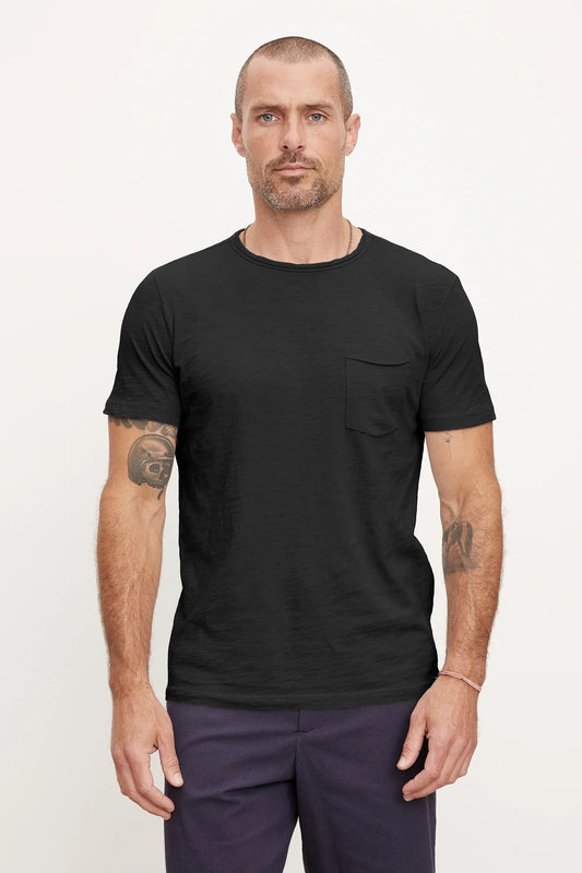 Velvet | Le T-shirt col rond ''CHAD'' - Noir