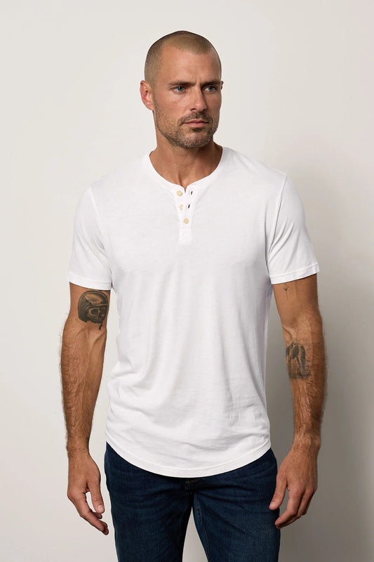 Velvet | T-shirt Henley 3 boutons ''FULTON'' - Blanc