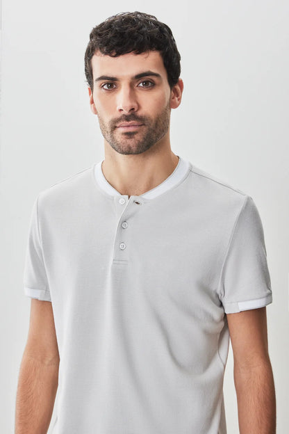 Robert Barakett | le T-shirt Henley à col baseball ''Tessio'' - Gris clair