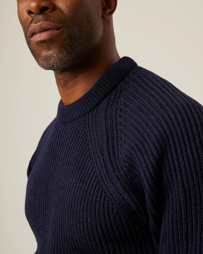 Peregrine | Pull ''Ford'' en laine mérinos  - Marine