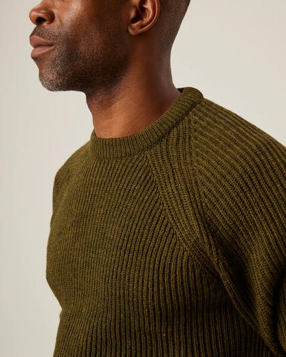Peregrine | Pull ''Ford'' en laine mérinos  - Olive