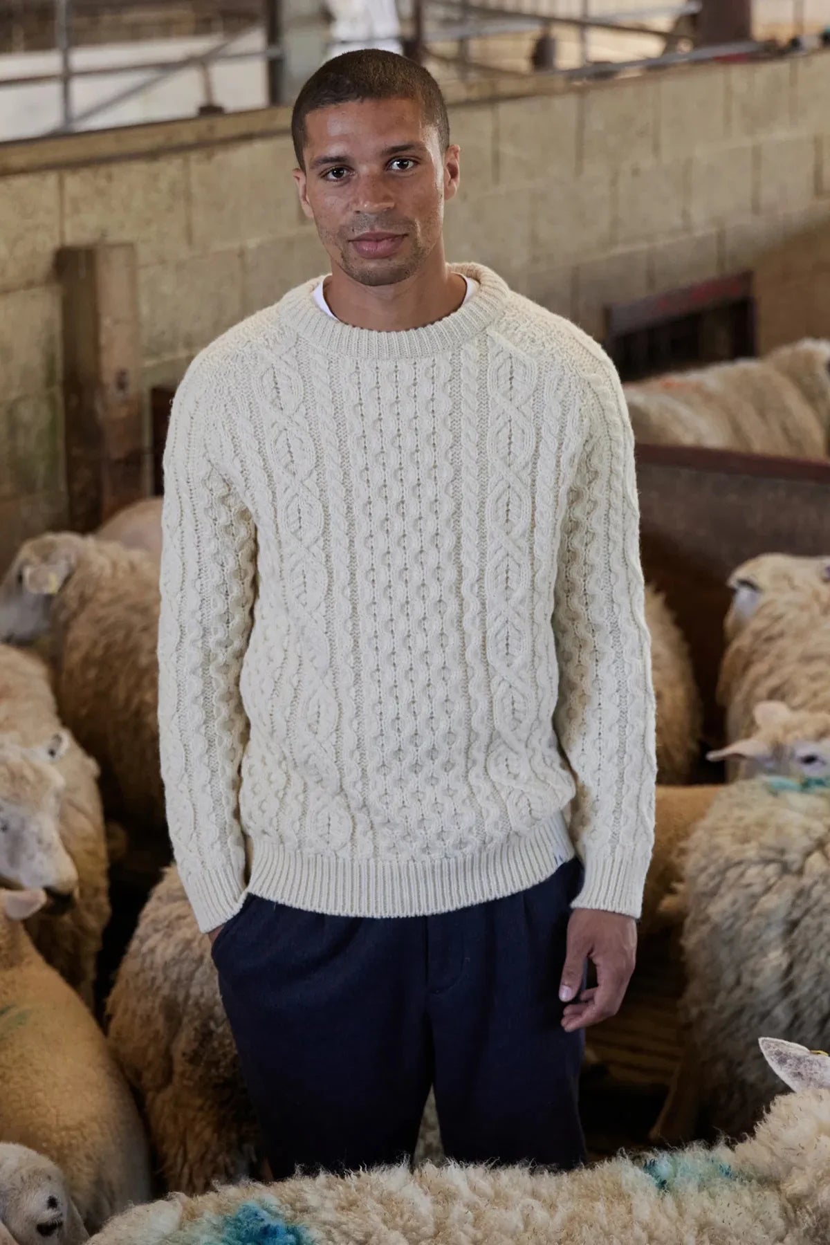 Peregrine | Pull ''Hudson Aran'' en laine britannique - Écru