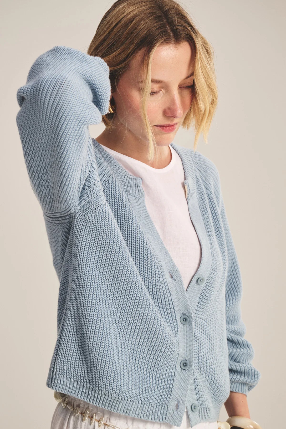 Velvet | Le cardigan ''Mirae'' en maille épaisse texturée - Bleu