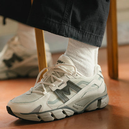 Karhu | baskets "Super Fulcrum" - Blanc de blanc / Gris