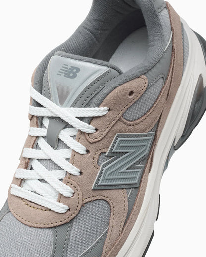 New Balance | Baskets ''U2010 7Ri'' - Couleur : Mushroom / Harbor Grey