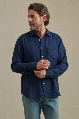 Velvet | chemise en coton tissé "Apollo" - Bleu minuit