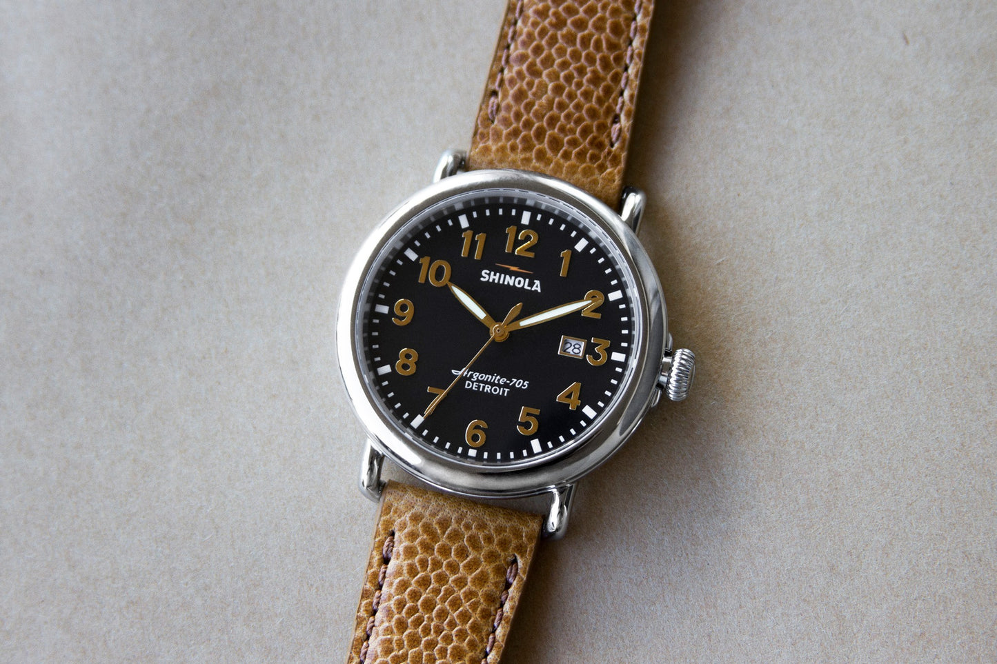 Shinola watch THE RUNWELL 41mm in Camel and Black