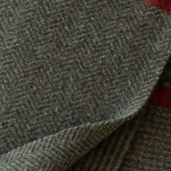Mackie - Scarf - Gray / Red