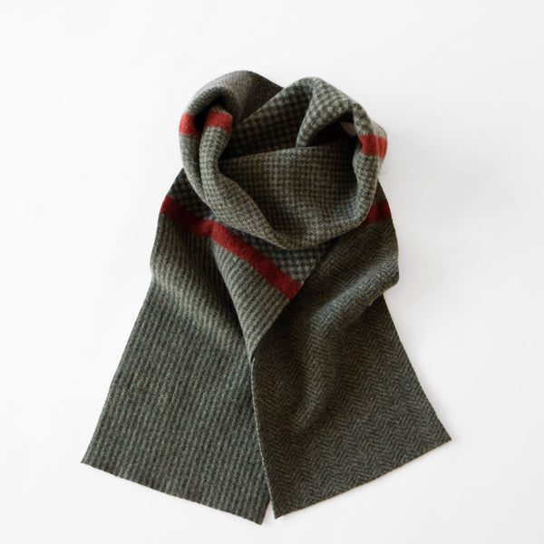Mackie - Scarf - Gray / Red