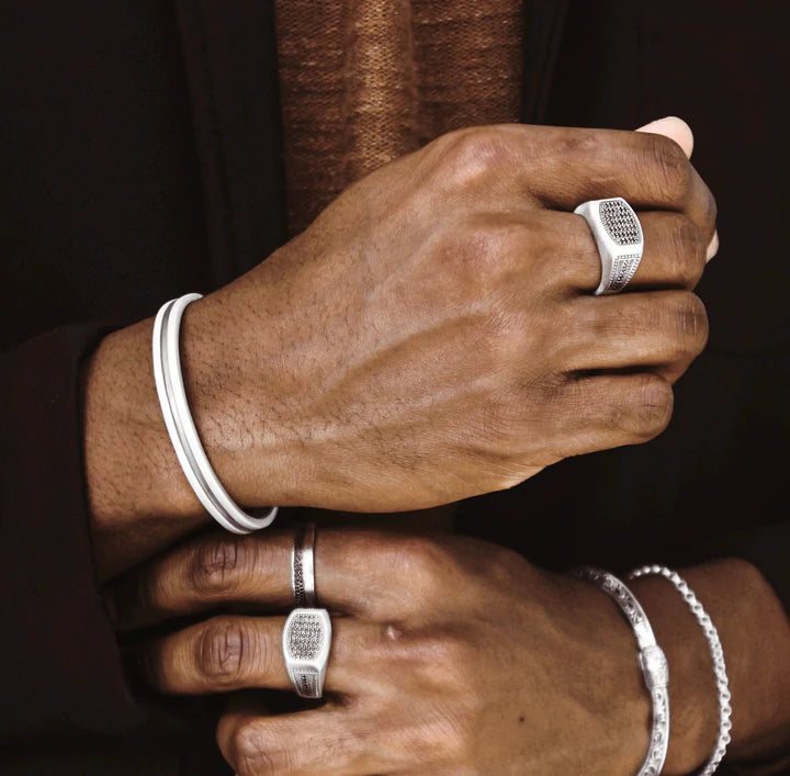 Nixir - Julian Ring