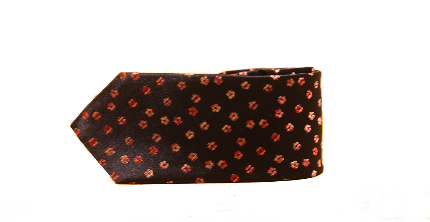Dion Tie Small Flowers in Pink
