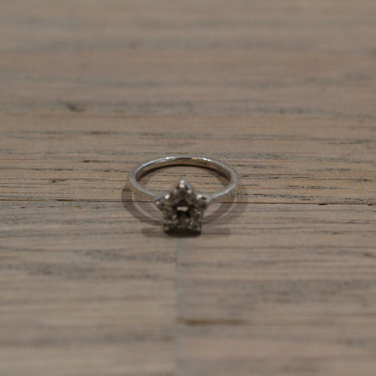 Bloodstone - Bague cloutée étoile pour femmes