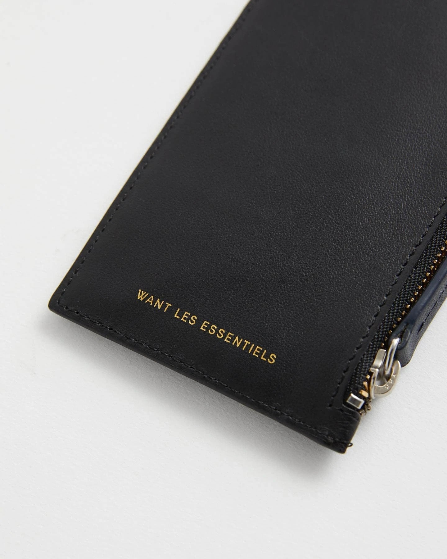 WANT Les Essentiels - Porte-cartes zippé Adano  - Noir