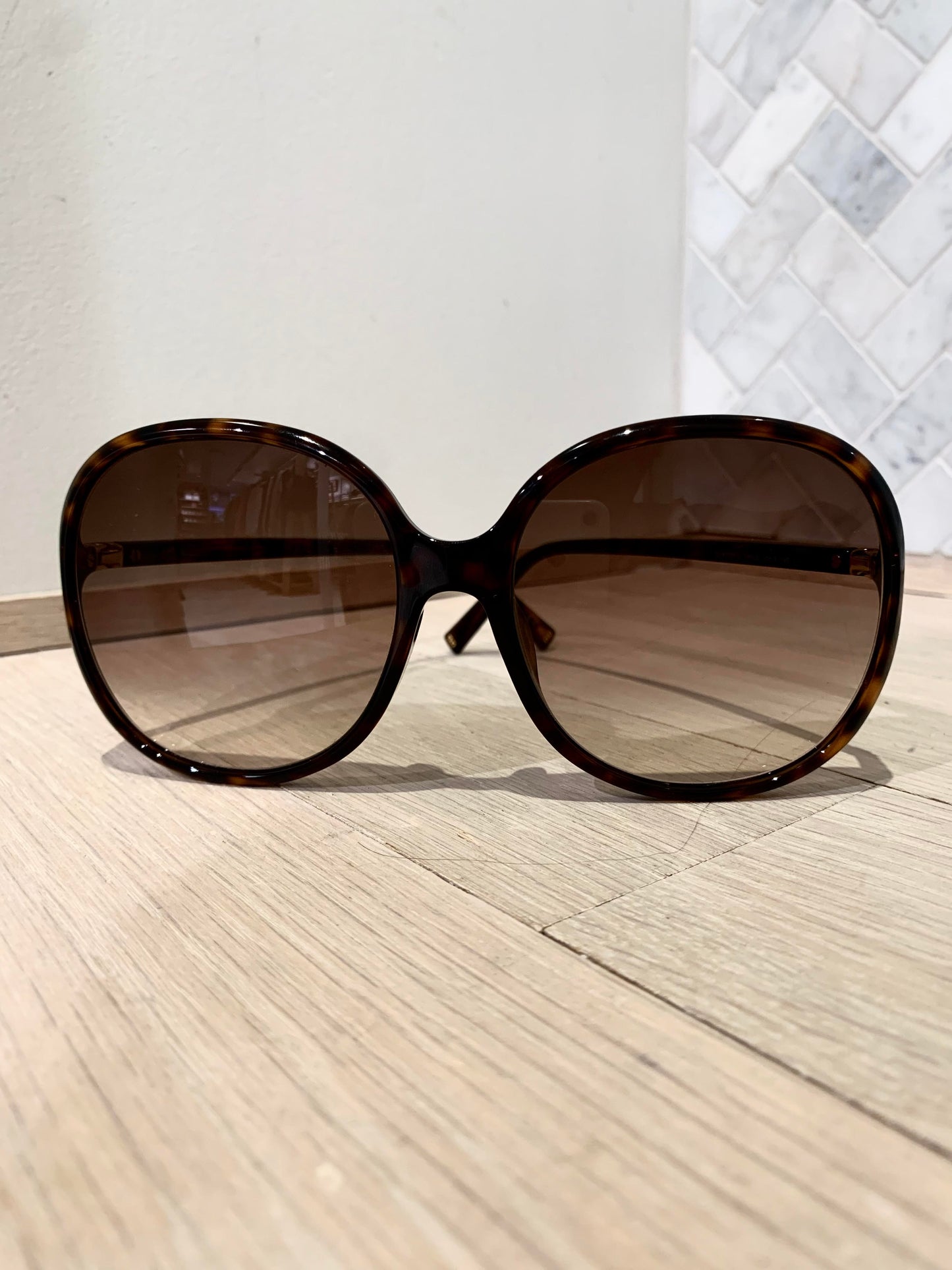 GIVENCHY - SUNGLASSES - ROUND OVERSIZE (2 Colors)